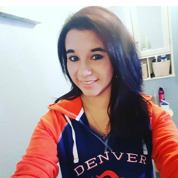 Meet your Posher, Tsianina - Picture 1 of 1